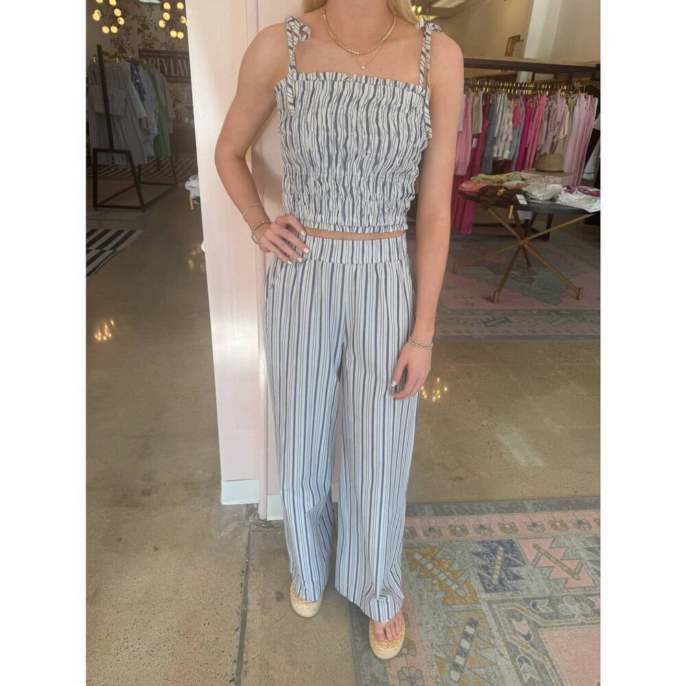 NEW TCEC isla square neck top in blue